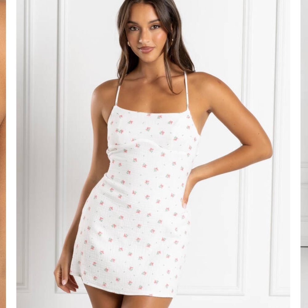CITY BEACH ROSE DRESS - Picture 3 of 9
